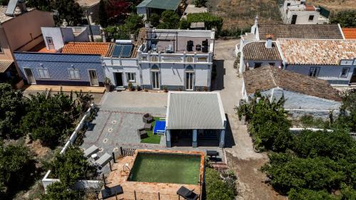 Luz de Tavira House | Casa D'Nossa, casa tradicional e Moderna, vista 360º, piscina de agua salgada