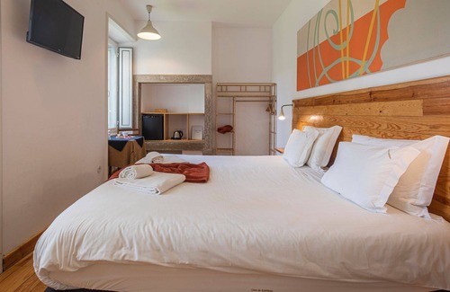Santa Maria e Sao Miguel House | Casa da Estefânea | Quarto 2 Self Check-in Online
