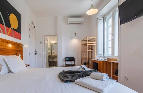 Santa Maria e Sao Miguel House | Casa da Estefânea | Room 8 | Self Check-in Online