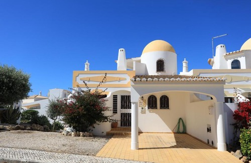 Mato Serrao House | Casa da Lua