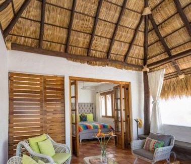 Emiliano Zapata Villa | Casa da Lusso Mexican style Hacienda
