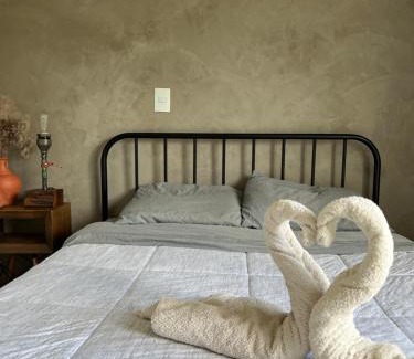 Ribeirao da Ilha Bed & Breakfast | Casa da Maria e suas 3 vira-latas