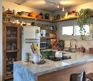Ribeirao da Ilha Bed & Breakfast | Casa da Maria e suas 3 vira-latas