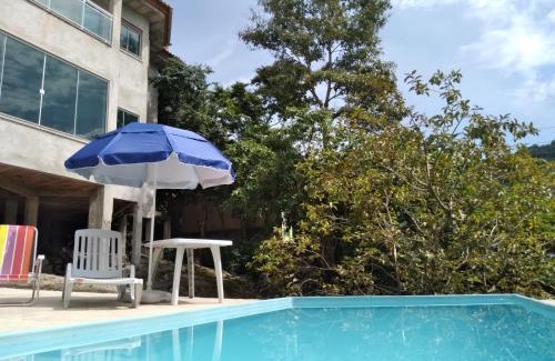 Vargem Grande House | Casa da pedra