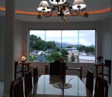 Vargem Grande House | Casa da pedra
