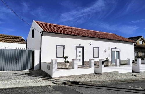 Casais do Rio House | Casa da Pitoquinha I A 10 Minutos de Óbidos
