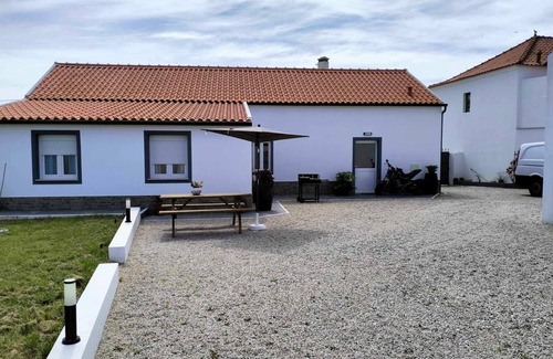 Casais do Rio House | Casa da Pitoquinha I A 10 Minutos de Óbidos