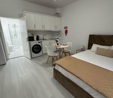 Praia da Vitoria Apartment | Casa da Praça I