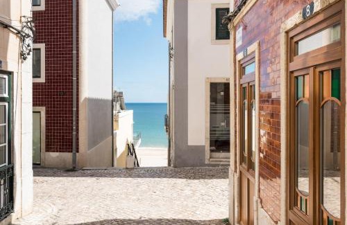 Sesimbra Apartment | Casa da Tia Zézinha by RNvillage