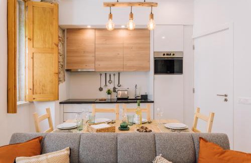 Sesimbra Apartment | Casa da Tia Zézinha by RNvillage