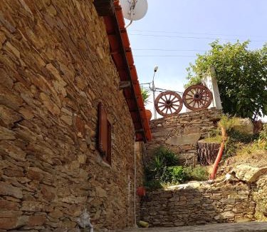 Tabuaco House | Casa da Vinha em Tabuaço - Douro