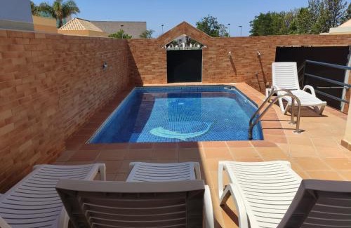 Faro House | Casa das Figuras