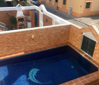 Faro House | Casa das Figuras
