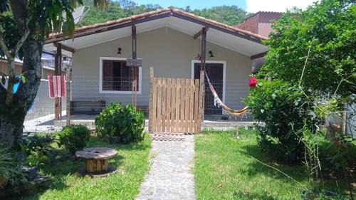 Praia de Barequecaba House | Casa das flores