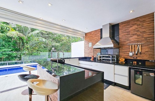Riviera de Sao Lourenco House | Casa de 400m² e piscina próximo à praia
