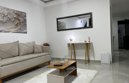 Vargem Pequena House | Casa de alto padrão perto da praia