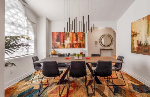 Racquet Club South House | Casa de Arcos with Private Hot Tub