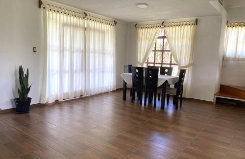 Oxapampa Ski Chalet | Casa de campo