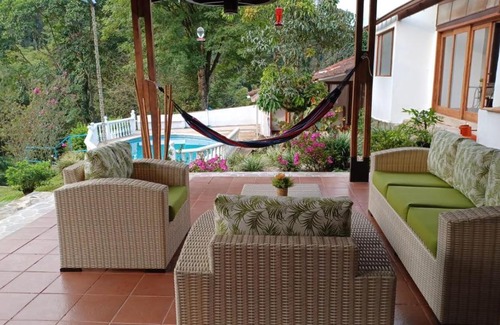 La Vega House | Casa De Campo SanAngel