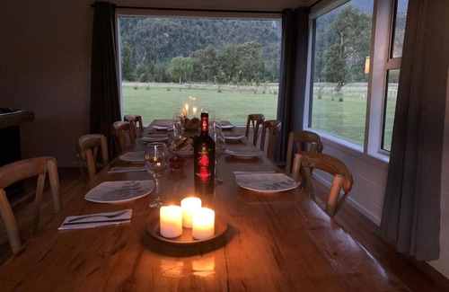 Llifen Ski Chalet | Casa de Campo sobre el rio