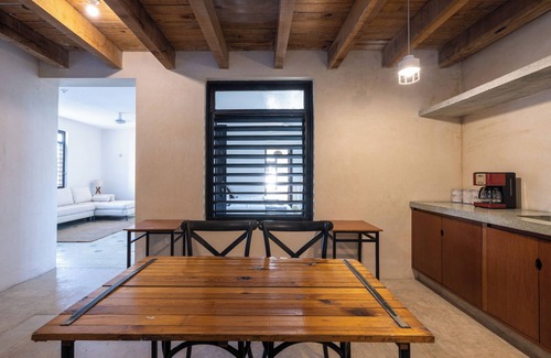 Barrio de Santiago Apartment | Casa de Cortes