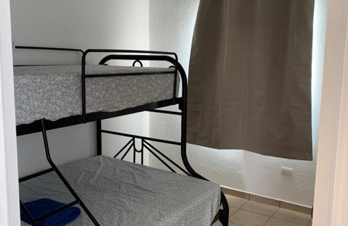 Coatepeque House | Casa de dos cuartos con aire e internet