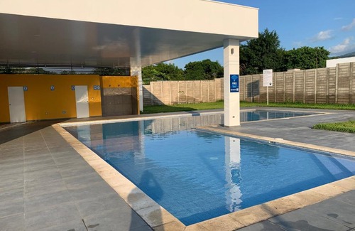 Coatepeque House | Casa de dos cuartos con aire e internet