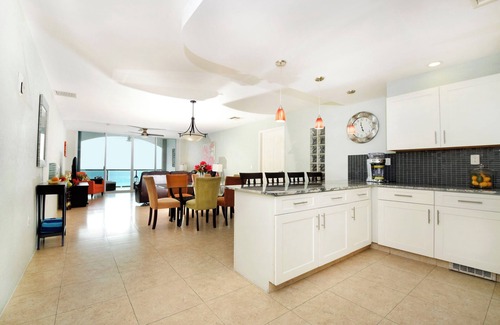 Colonia Andres Condo | Casa de Esperanza 8th Flr Penthouse PHBS