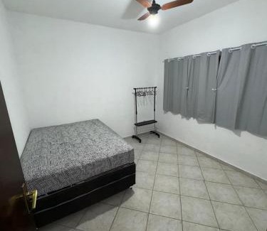 Aparecida House | Casa de Frente com Maria