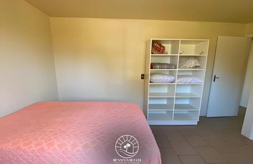 Passo de Torres House | Casa de frete para o mar - Pátio privativo - Churrasqueira - Cozinha completa - Smart Tv - Wifi - Vaga para carros - Aceita Pet