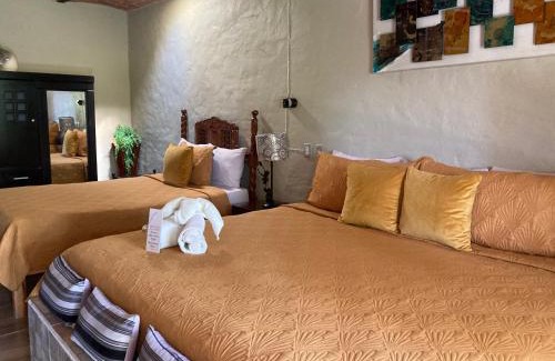 Ajijic Bed & Breakfast | Casa de la Abuela