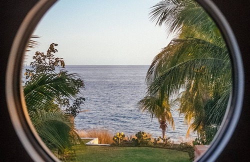Bacocho Villa | Casa de la Luna - Your Escape to Paradise in Stunning Oceanfront Home