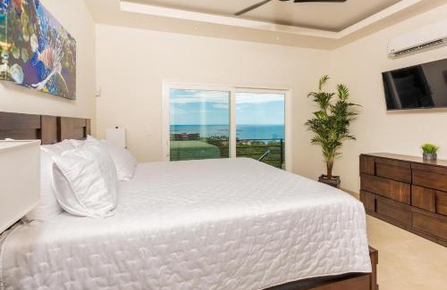 Tamarindo House | Casa De La Perla, Ocean View 4 Bedroom Home