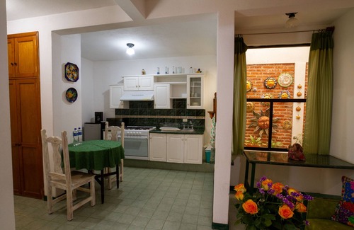 Zona Centro Hotel | Casa de los Soles