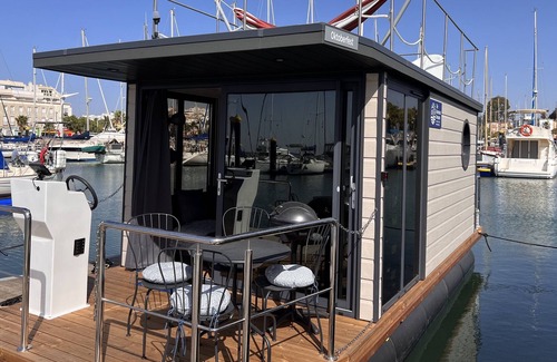 Ayamonte Boat Rental | Casa de lujo flotante a orillas del Guadiana