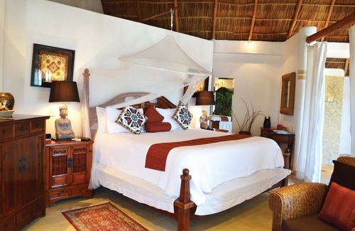 Punta de Mita Hotel | Casa de Mita . Quiet, Secluded, Fabulously Appointed and Over the Top Service!