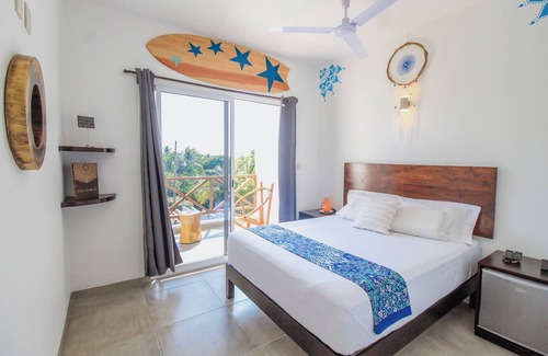 Brisas de Zicatela Hotel | Casa de Olas Boutique Hotel