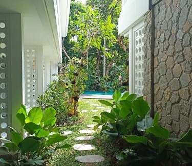 Pererenan Hotel | Casa De Ozora