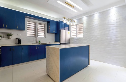 Tropical del Este Villa | Casa de Papel
