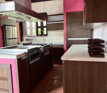 Jimenez Apartment | Casa de Piedra