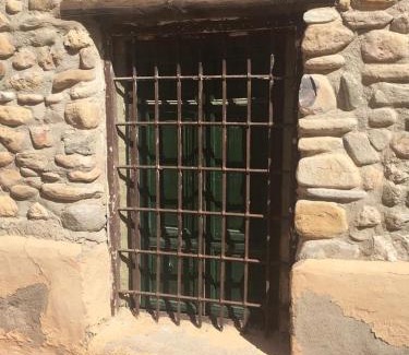 La Parata House | casa de piedra.The stone house