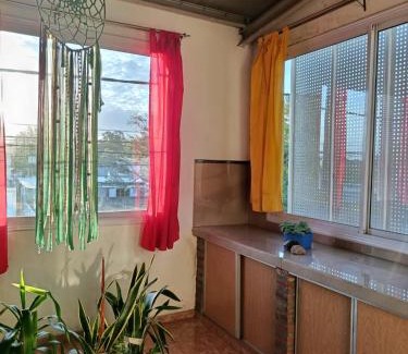 Rio Tercero House | Casa de planta alta en Barrio Escuela