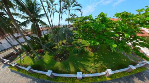 Balneario Florida House | Casa de Praia a 150m da praia com Conforto Total Ar-Condicionado, Enxoval, Wi fi e Piscina Privativa