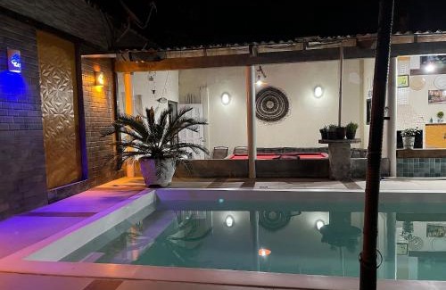 Pontal do Parana Apartment | Casa de Praia com Piscina Mesa de Sinuca e Ar Condicionado | RELAX IMÓVEIS