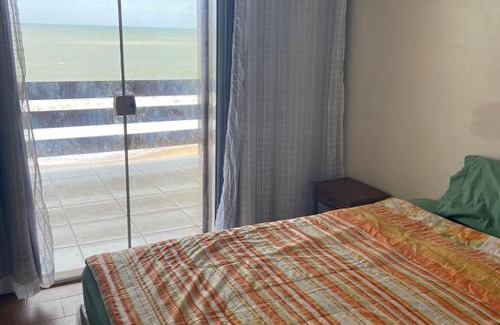 Macae House | Casa de Praia PÉ NA AREIA em Rio das Ostras RJ