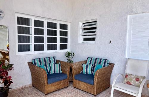 Indaia House | Casa de praia perto do mar