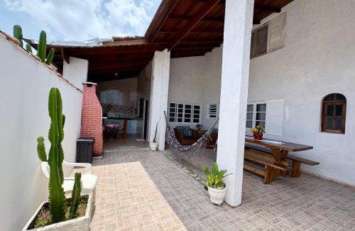 Indaia House | Casa de praia perto do mar