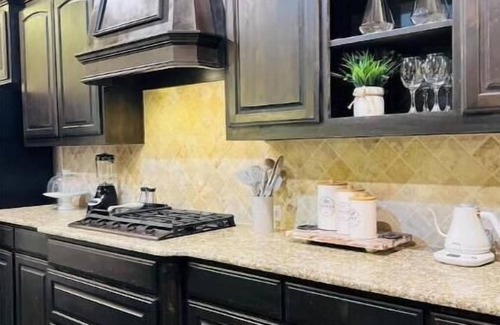 Buckner Terrace - Everglade Park House | Casa De Sibandann