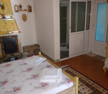 Jibert Bed & Breakfast | Casa de vacanta Puiu