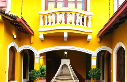 Granada House | Casa Del Agua